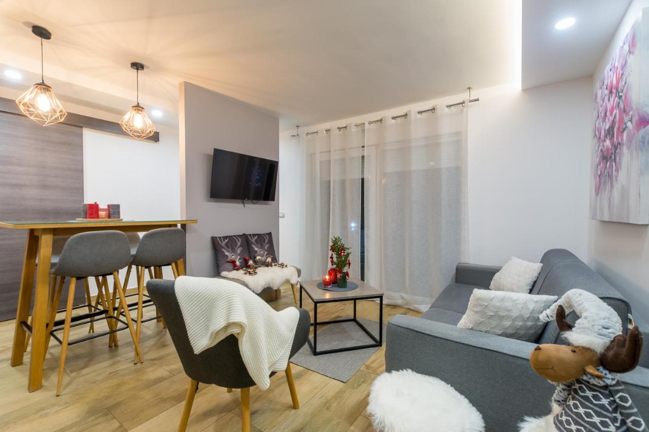 Lavanda Maslina - New Luxury Apartments Pula Zewnętrze zdjęcie