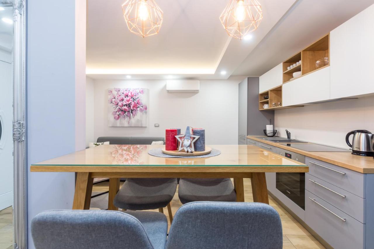 Lavanda Maslina - New Luxury Apartments Pula Zewnętrze zdjęcie