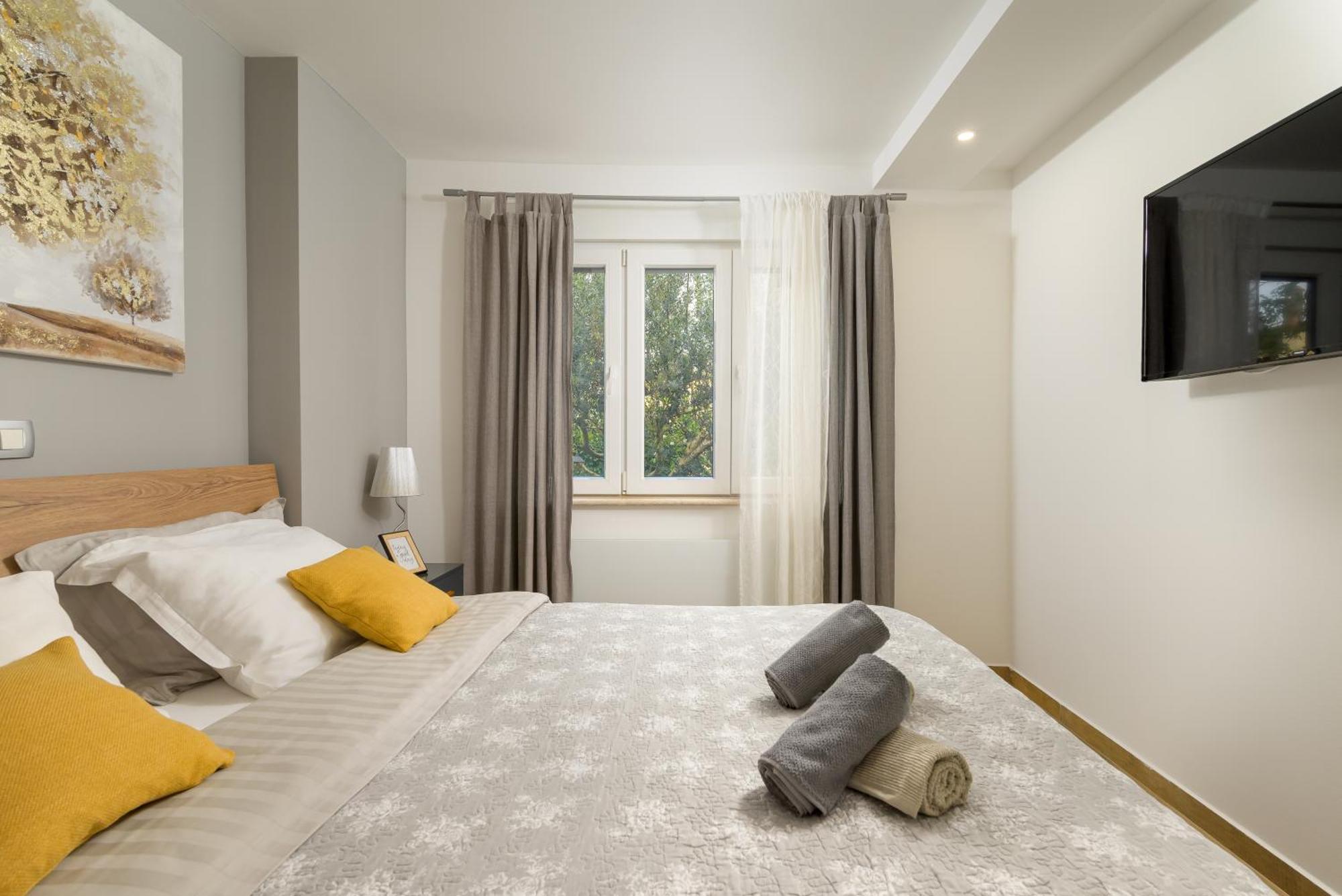 Lavanda Maslina - New Luxury Apartments Pula Zewnętrze zdjęcie